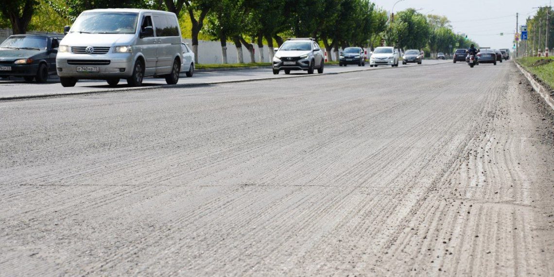 Без дневных пробок: ремонт Локомотивной идёт в ночное время