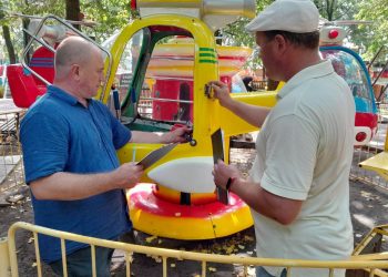 Аттракционы в ульяновском парке «Прибрежный» признали безопасными