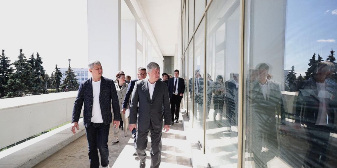 Ленинский мемориал готов на 85%: Русских проконтролировал ход реставрации