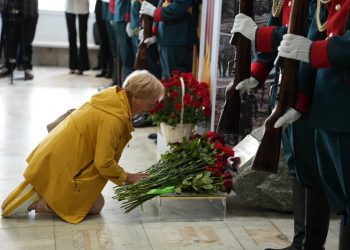 В ульяновском политехе открыли мемориал погибшим на СВО студентам и преподавателям