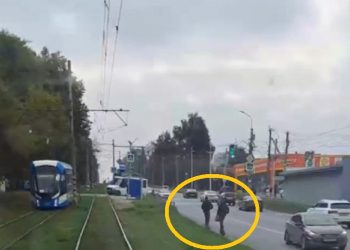 «Биба и Боба»: в Ульяновске лихачи на электросамокатах устроили гонки по встречке