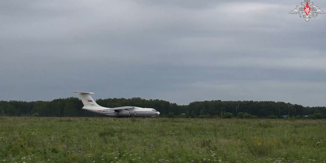 Ульяновск передал Министерству обороны России новый Ил-76МД-90А