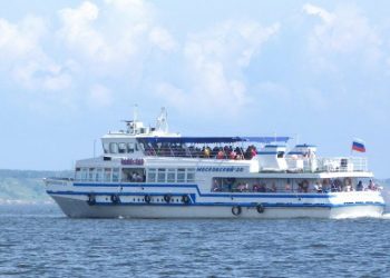 День города на теплоходе предлагают провести жителям Ульяновска