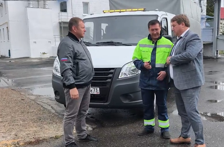 Глава Ульяновска опробовал и передал новую «Газель NEXT» дорожной службе