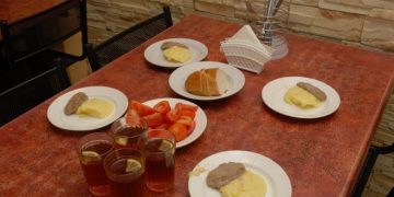 Более 50 тысяч младших школьников Ульяновской области обеспечены бесплатным горячим питанием