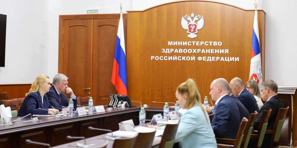 Русских и Мурашко обсудили строительство нового медобъекта в Ульяновске