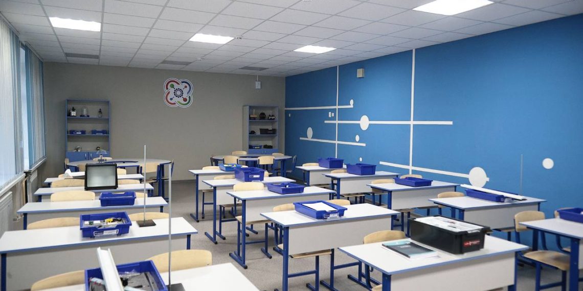 Впервые за полвека в ульяновской гимназии №13 сделали ремонт