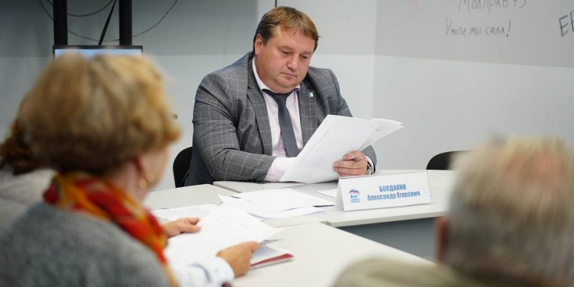 Болдакин пообещал ульяновцам осушить подвал и починить канализацию