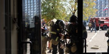 Пожарно-тактические учения прошли в ульяновском ТРЦ «Спартак»