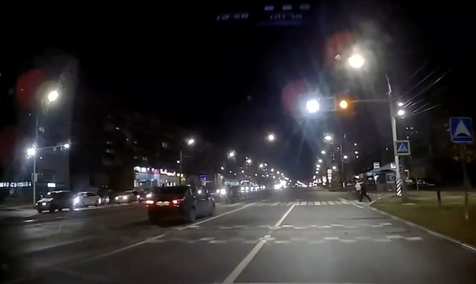 62-летнюю женщину сбили на переходе в центре Ульяновска — видео