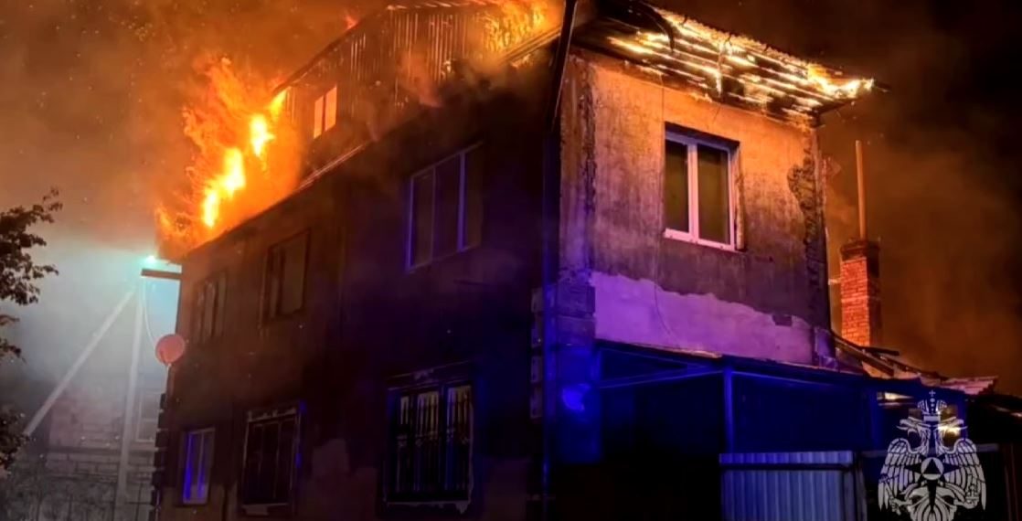 Ульяновские пожарные спасли одного и эвакуировали 59 человек