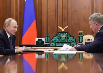 Русских рассказал, о чём докладывал Путину