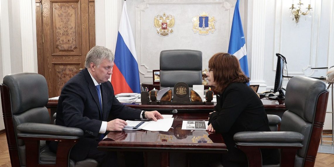 Гусева пригласила Русских на встречу с бизнес-леди