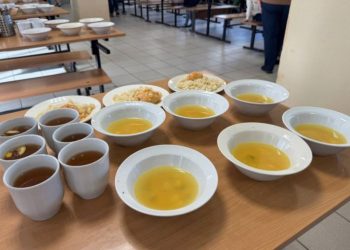 Качество горячих обедов проверяют в школах Ульяновска