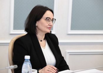 Мошенники от имени Марины Алексеевой просят подтвердить данные на Госуслугах