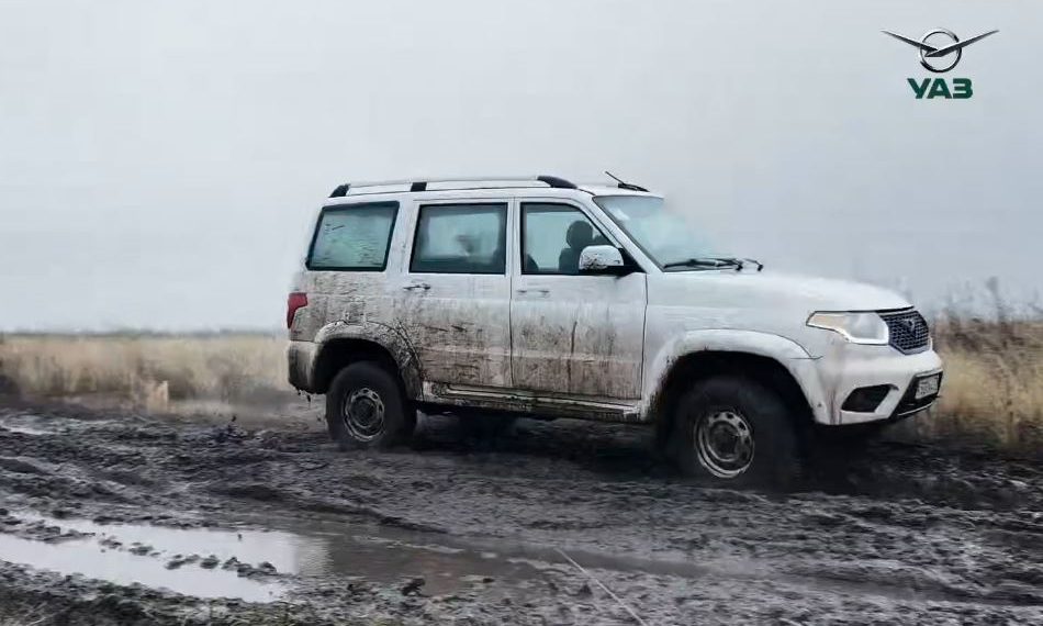 Ульяновский автозавод испытывает обновленные Patriot и Pickup на выносливость