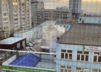 На улице Робеспьера в Ульяновске горел фитнес-клуб