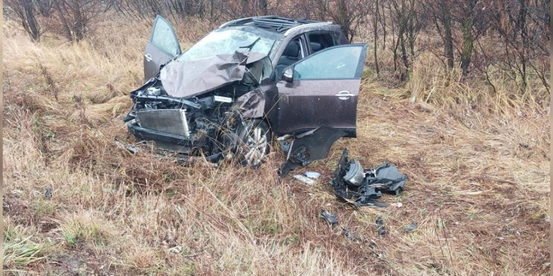 Двое госпитализированы после опрокидывания Hyundai в кювет под Ульяновском