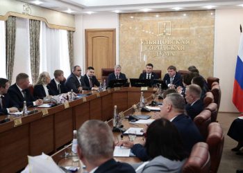 Новая Дума со старым спикером приступила к работе в Ульяновске