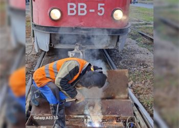 На Октябрьской в Ульяновске модернизировали стрелочный перевод для трамваев