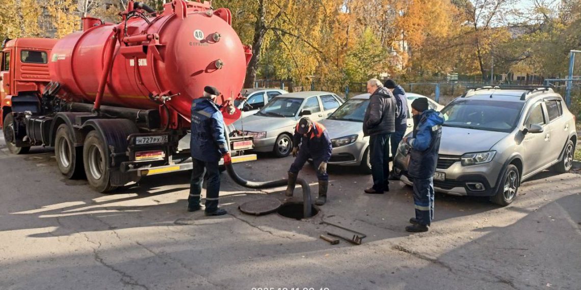 11 октября на улице Отрадной в Ульяновске аварийно отключили ХВС