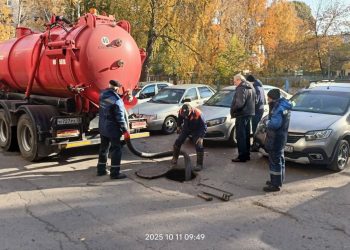 11 октября на улице Отрадной в Ульяновске аварийно отключили ХВС