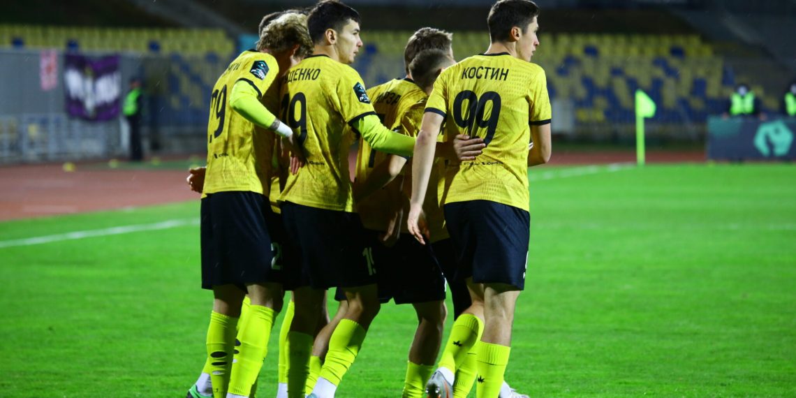 Ульяновская «Волга» одержала важную победу в матче с соседом по таблице