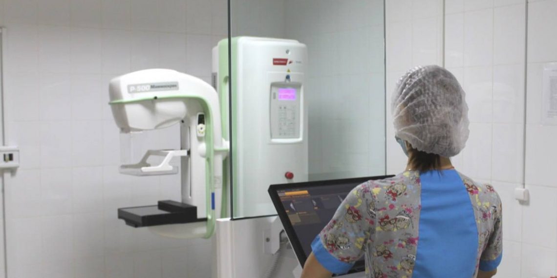 Жительниц Засвияжья приглашают бесплатно пройти маммографию