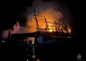 Под Димитровградом дотла сгорел дом в СНТ «Радуга»