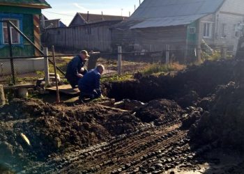 В Кузоватово устраняют последствия серьёзного повреждения водопровода