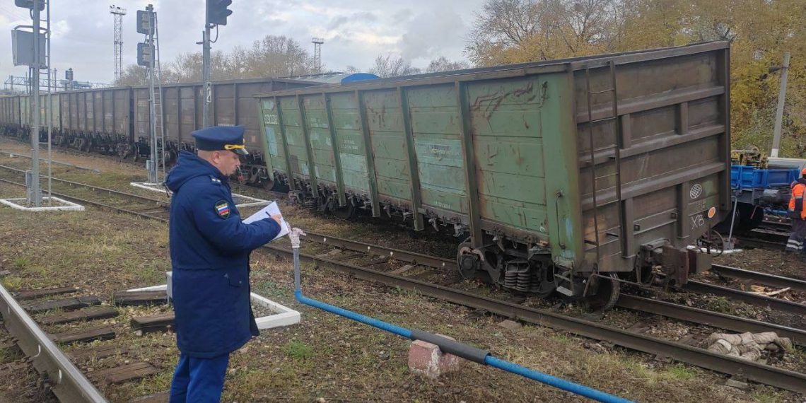 На станции Ульяновск-3 сошел с рельсов грузовой вагон