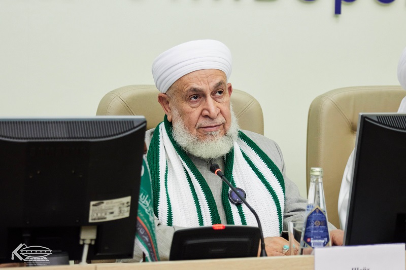 Потомок Пророка Мухаммада в 42-м поколении встретился с ульяновскими студентами