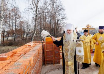 В поселке Тимирязевский Ульяновской области заложили новый храм с 16-метровой колокольней