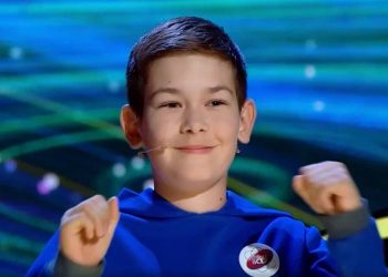 Тина Канделаки протестирует ум ульяновского школьника на телеканале «Пятница!»