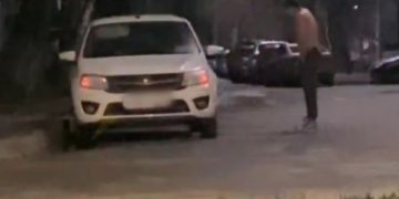 Полураздетый дебошир, пинавший машины, задержан в Ульяновске