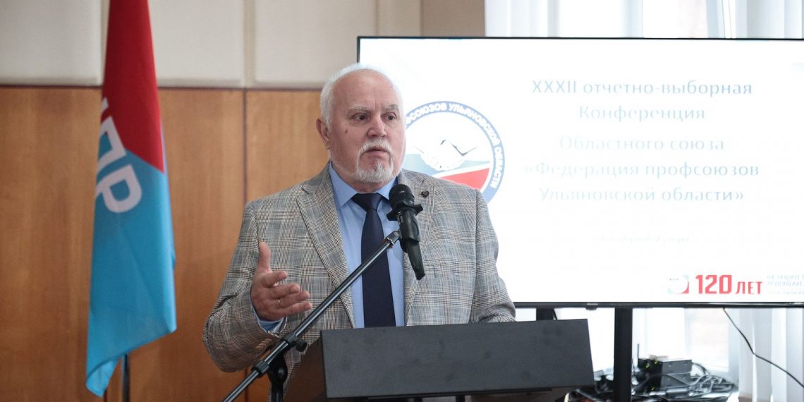 Больше половины работающих ульяновцев состоят в профсоюзах