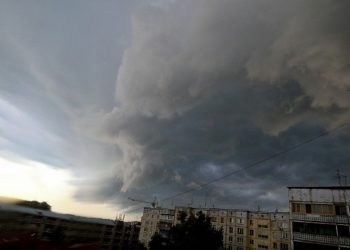 Жители Ульяновска предупреждены о резком усилении ветра