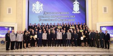 Губернатор Ульяновской области наградил лучших полицейских региона