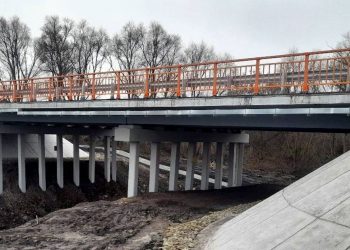 Обновленный мост в Копышовке связал населенные пункты Майнского района