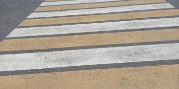 11-летний мальчик попал под колёса легковушки на переходе в Засвияжье