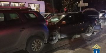 «Лада Гранта» протаранила две иномарки в Заволжском районе Ульяновска
