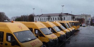 18 новых школьных автобусов пополнили парк образовательных учреждений Ульяновской области