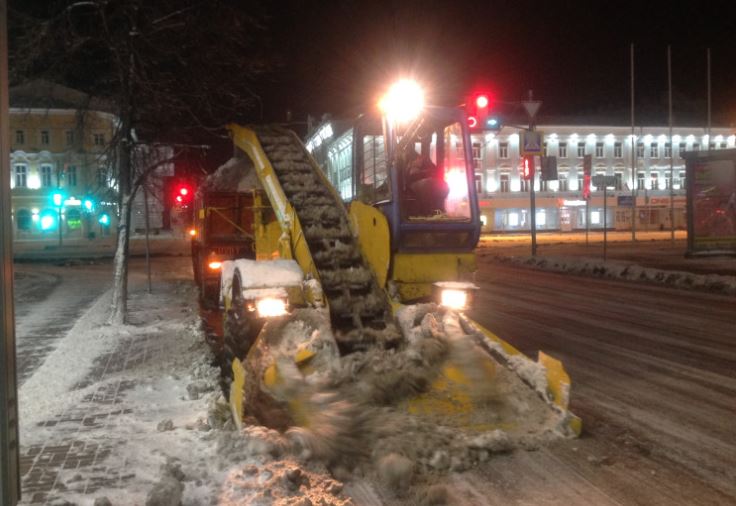 185 единиц спецтехники готовы к работе на дорогах Ульяновска зимой