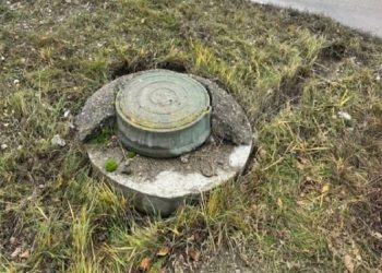 Мэр Ульяновска поручил срочно проверить люки колодцев перед зимними снегопадами