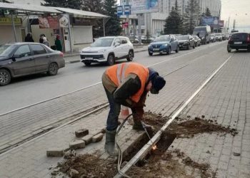 В Ульяновске укрепили стыки трамвайных рельсов