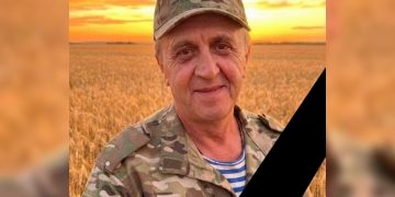 Павловский район прощается с погибшим на СВО контрактником Сергеем Петровым