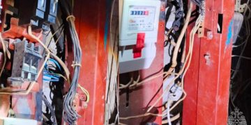 В Ульяновске из-за короткого замыкания загорелся подъезд