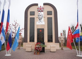 В Луговом почтили память Героя Советского Союза Михаила Хваткова