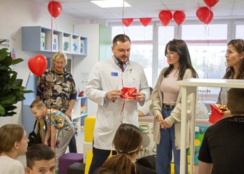 Новые игровые пространства открыты в детских больницах Ульяновска