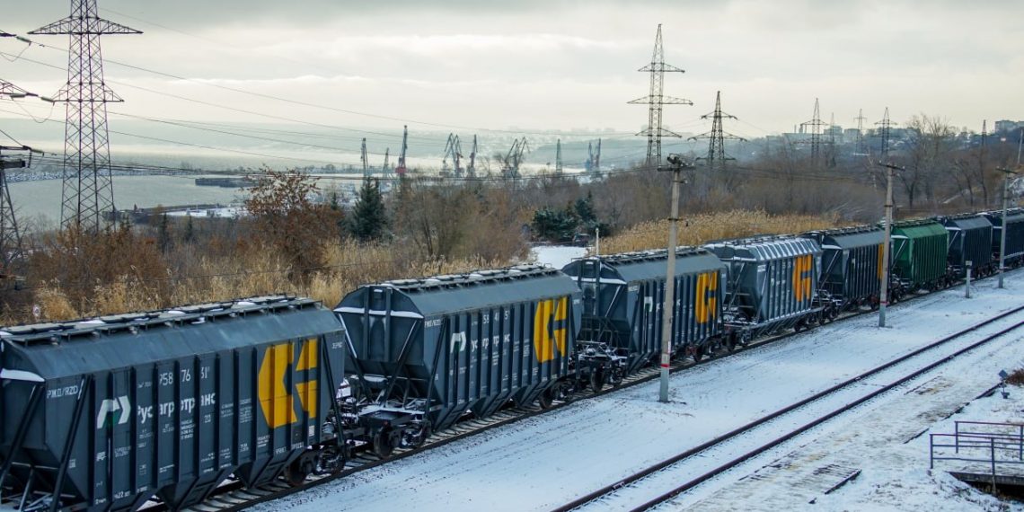 Первый зерновой поезд в Армению через Азербайджан отправили из Ульяновской области